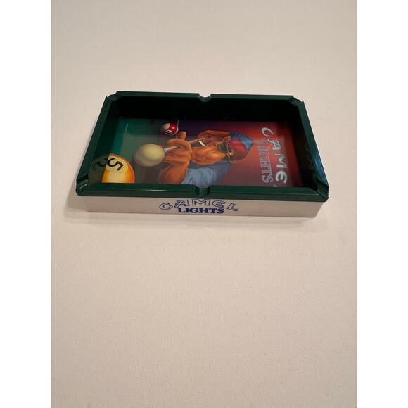 Vintage 1992 Camel Lights Joe Camel Plastic Ashtray 7.5" x 4.5" x 1" - Picture 4 of 7